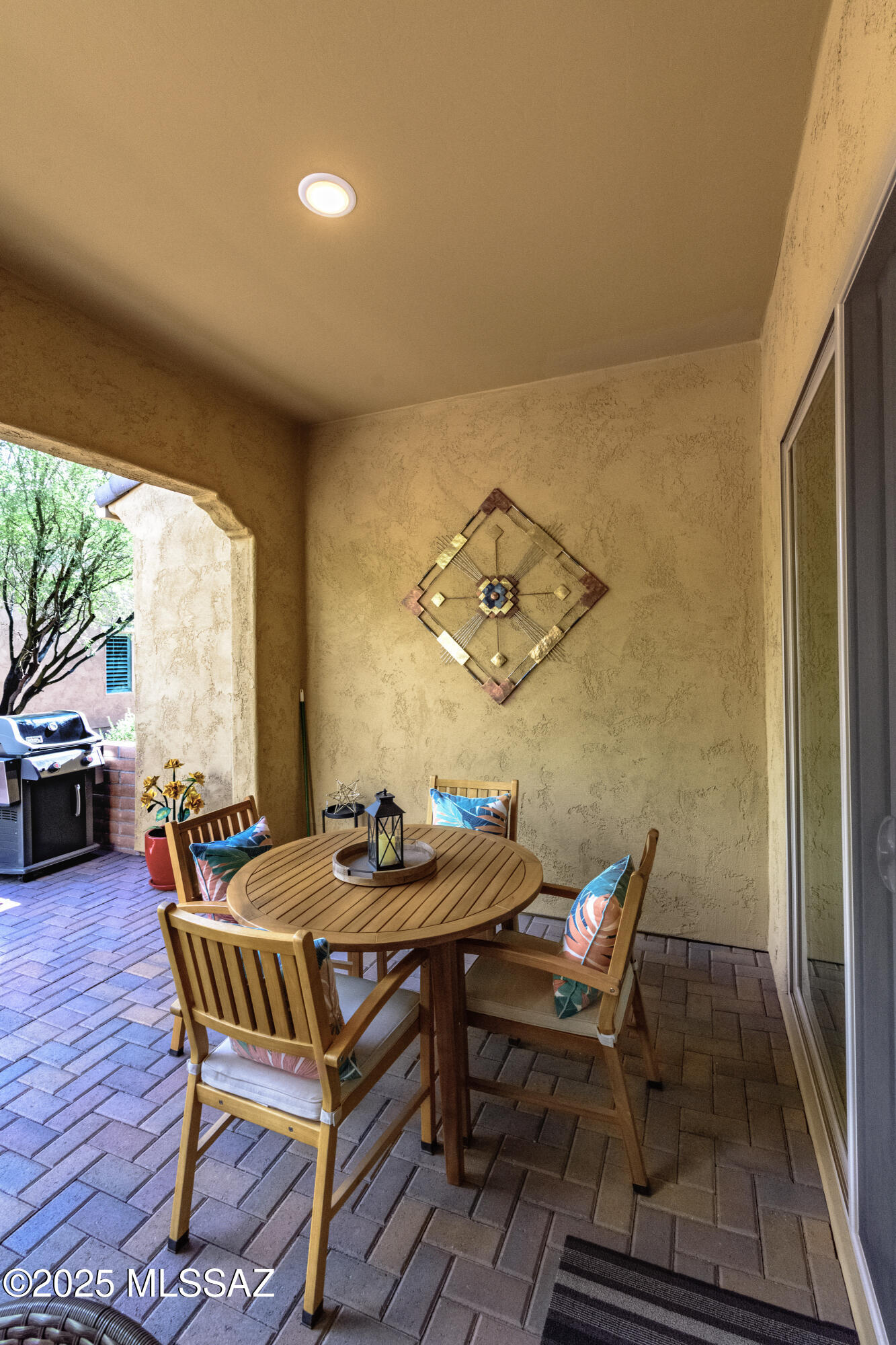 1618 E Horned Lark Drive
