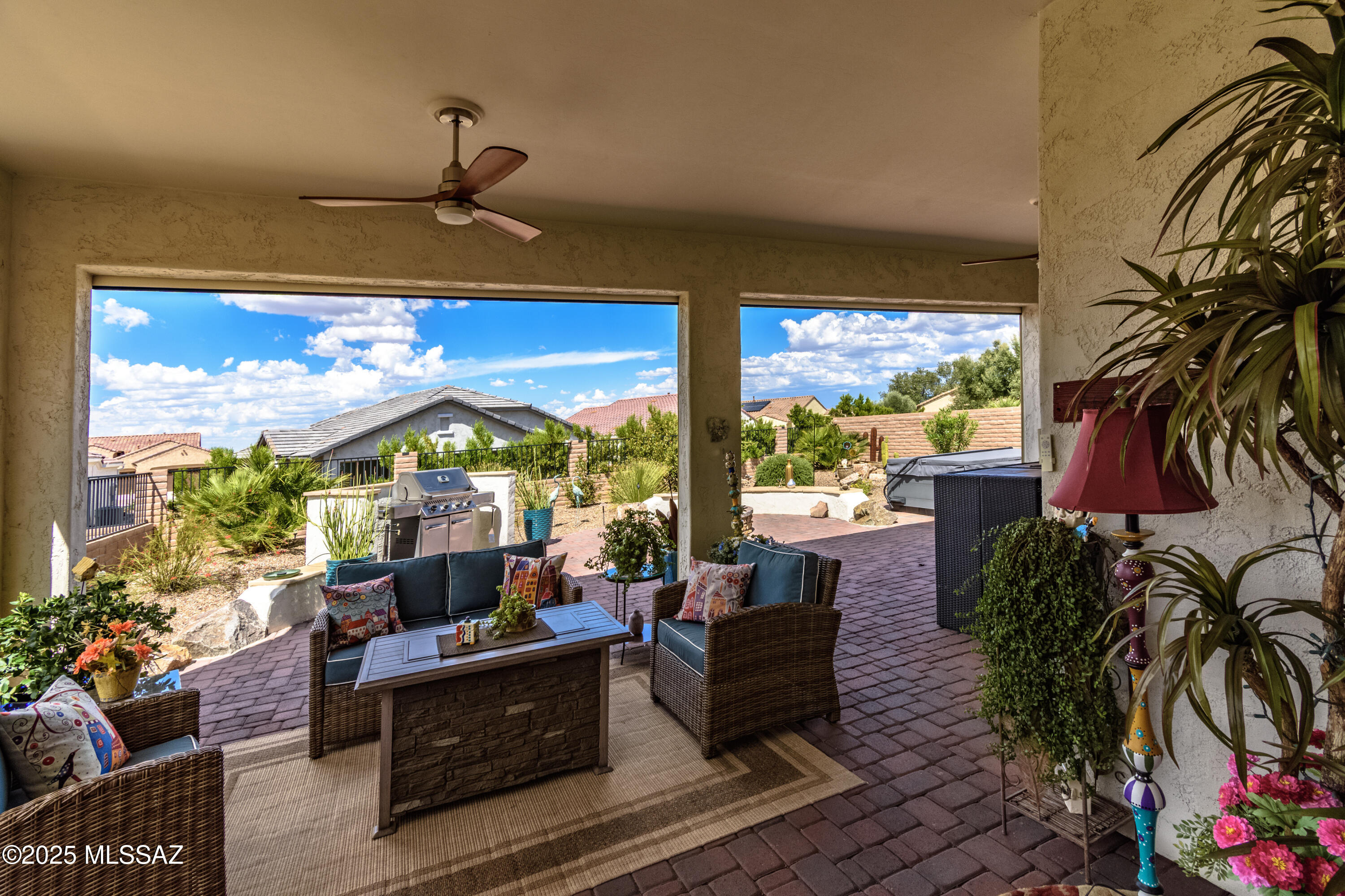 2605 E Josephine View Drive