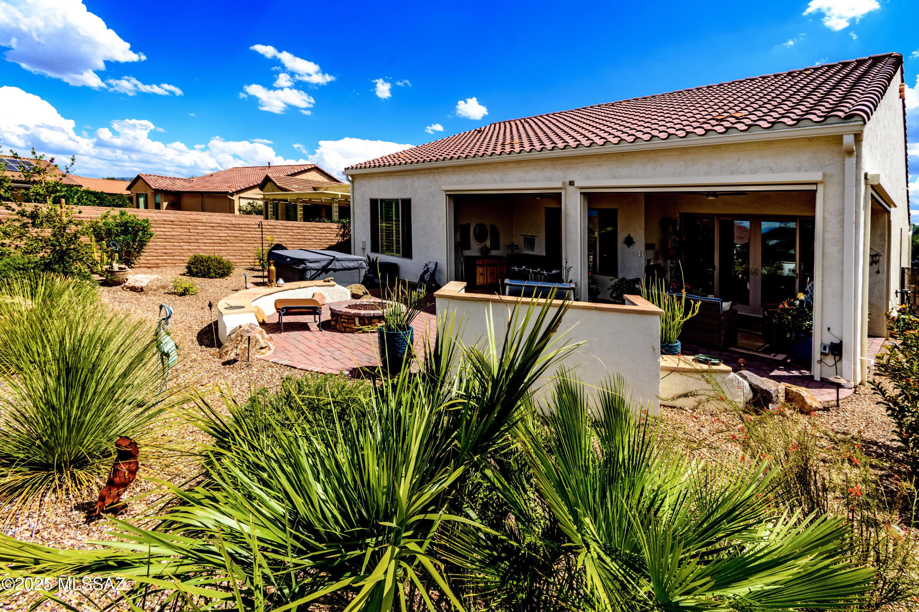 2605 E Josephine View Drive