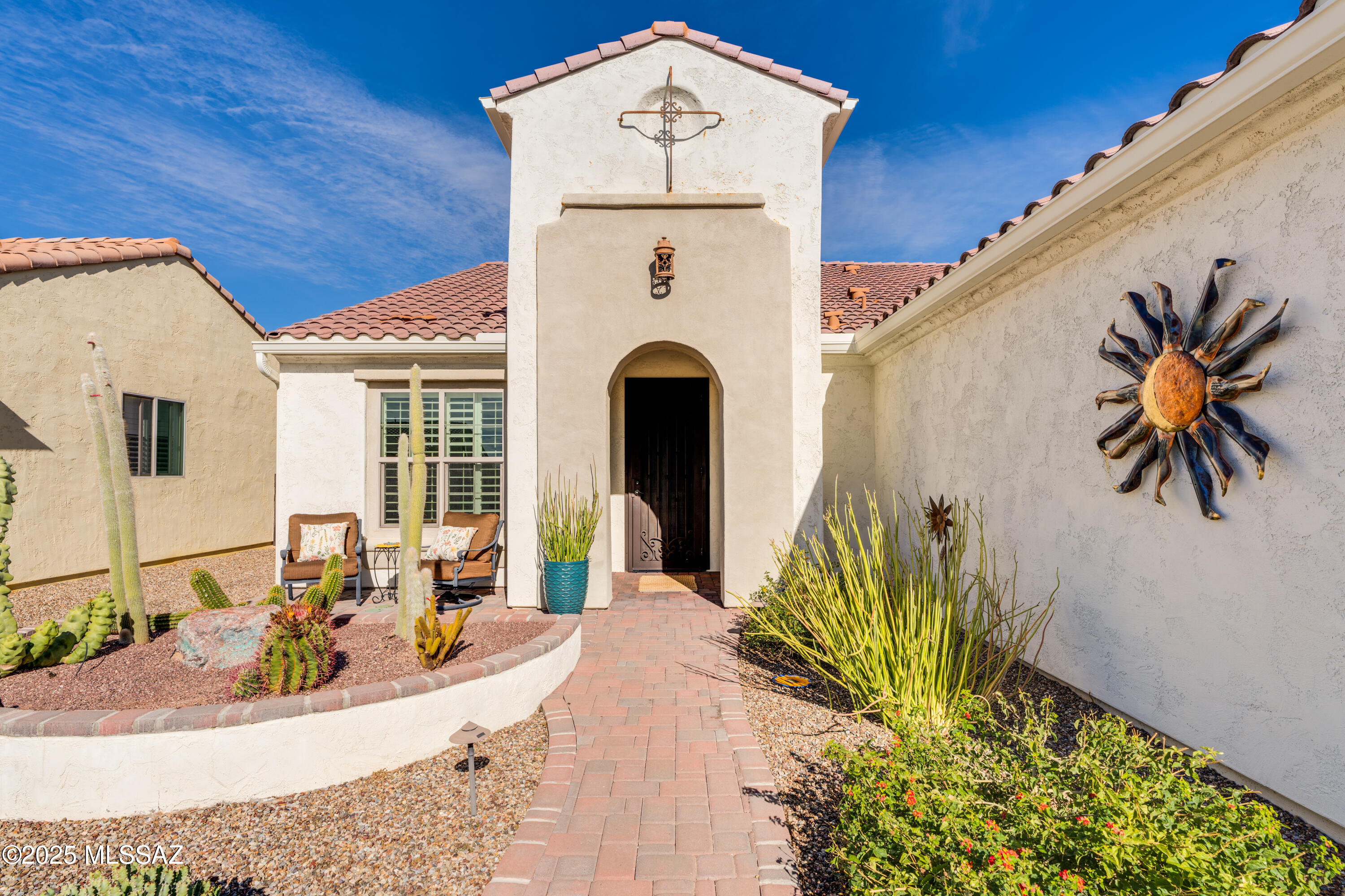 2605 E Josephine View Drive