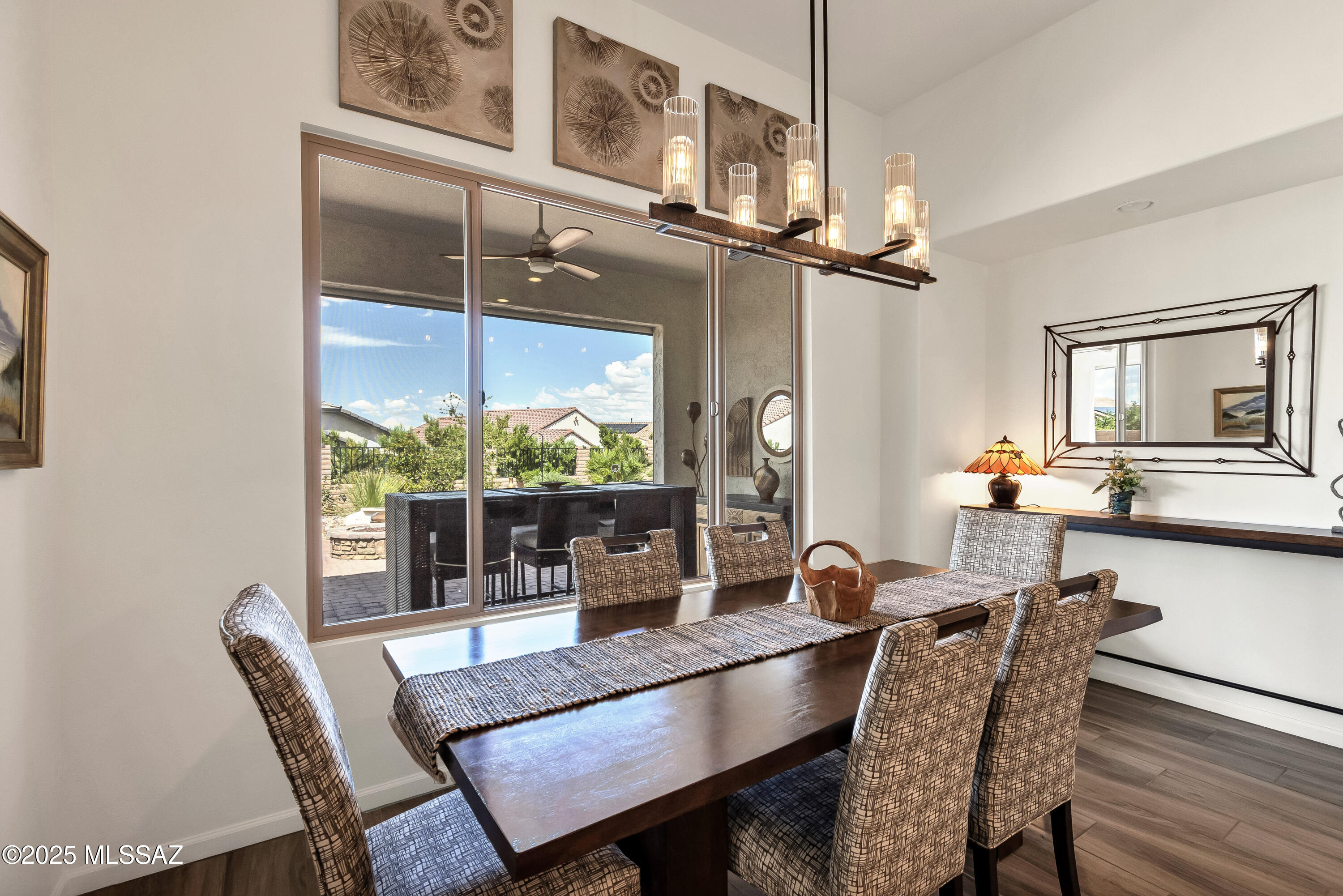 2605 E Josephine View Drive