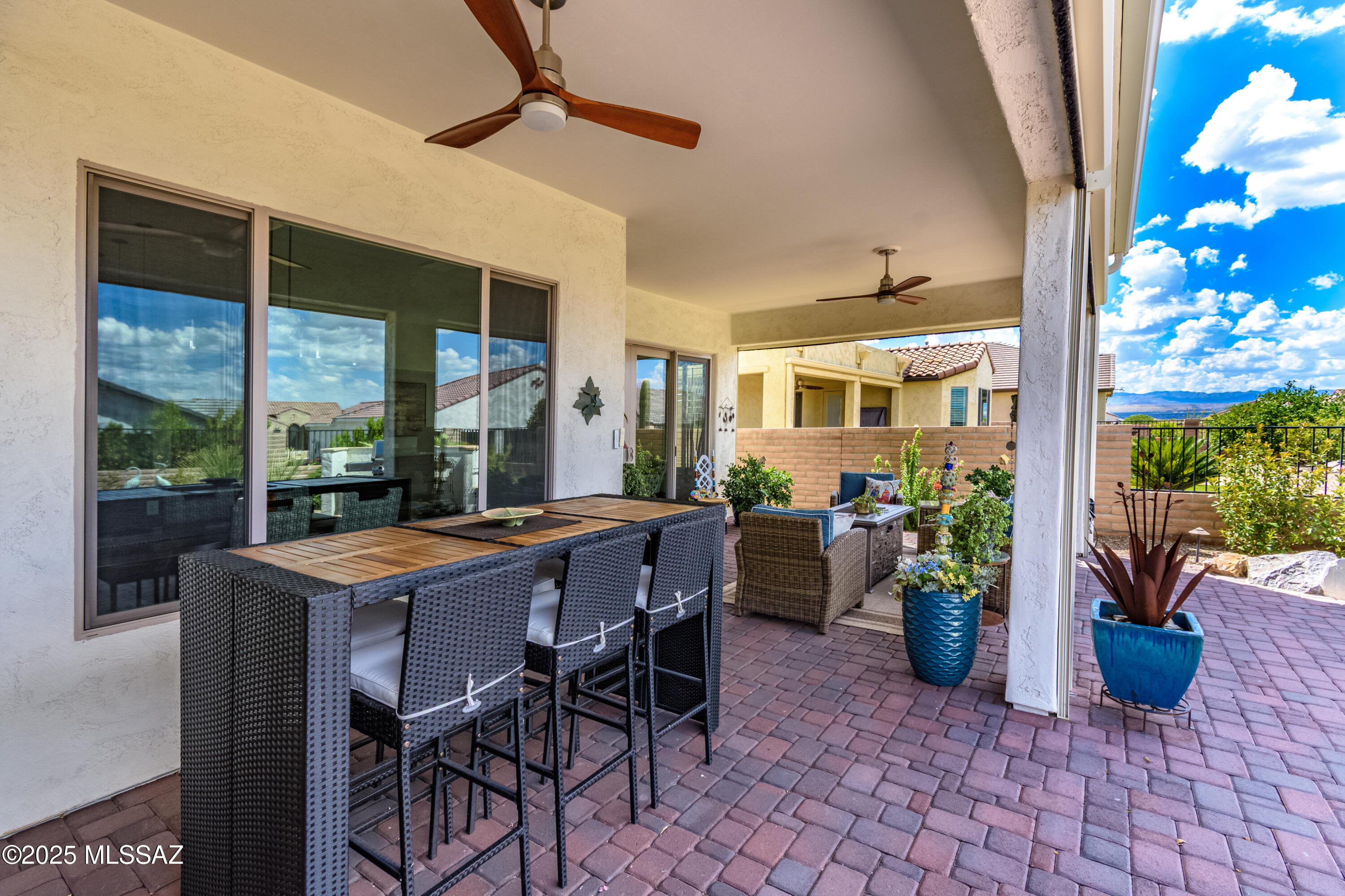 2605 E Josephine View Drive