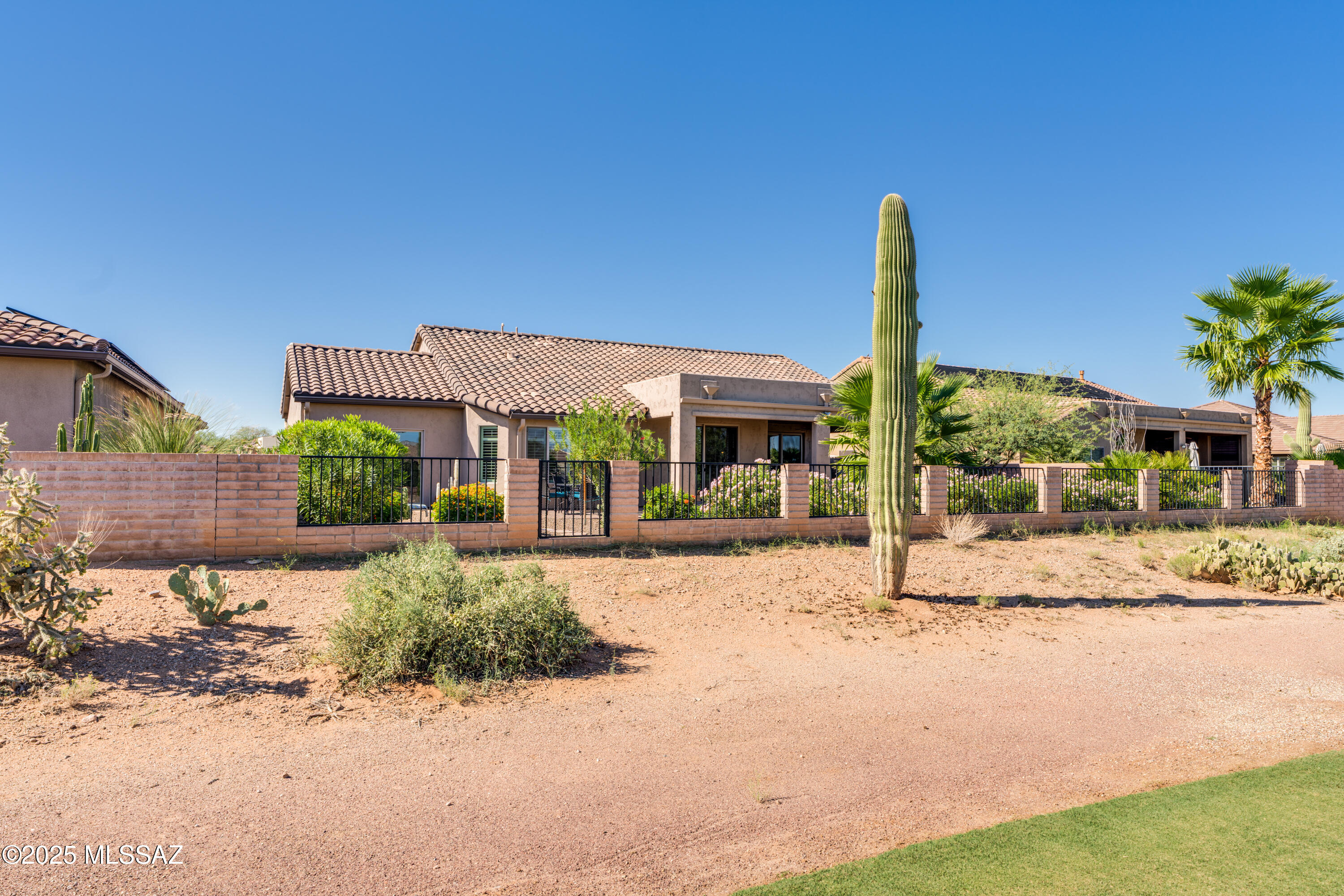 2325 E Coyote Wash Lane