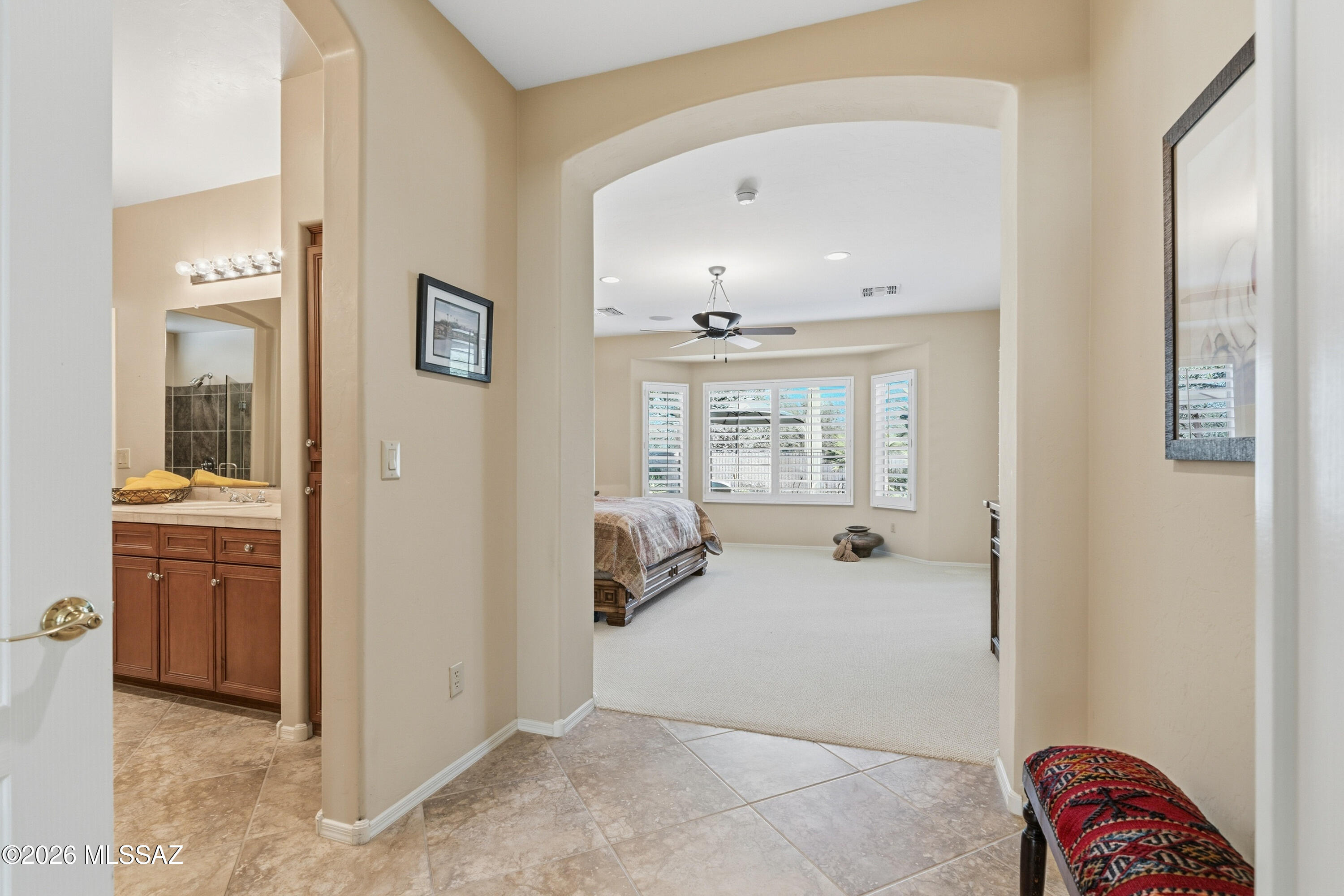 1748 N Oak Hill Lane