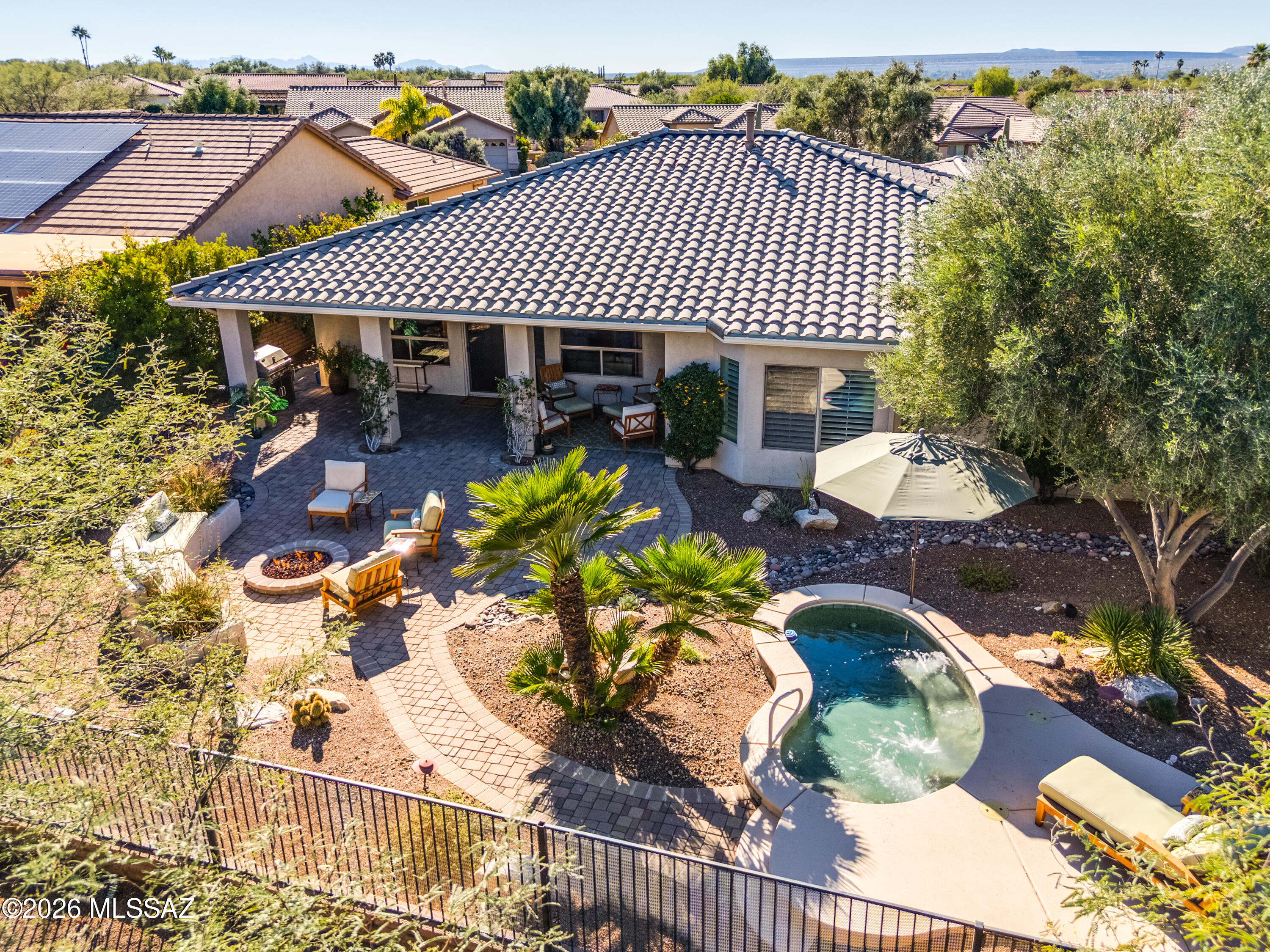 1748 N Oak Hill Lane