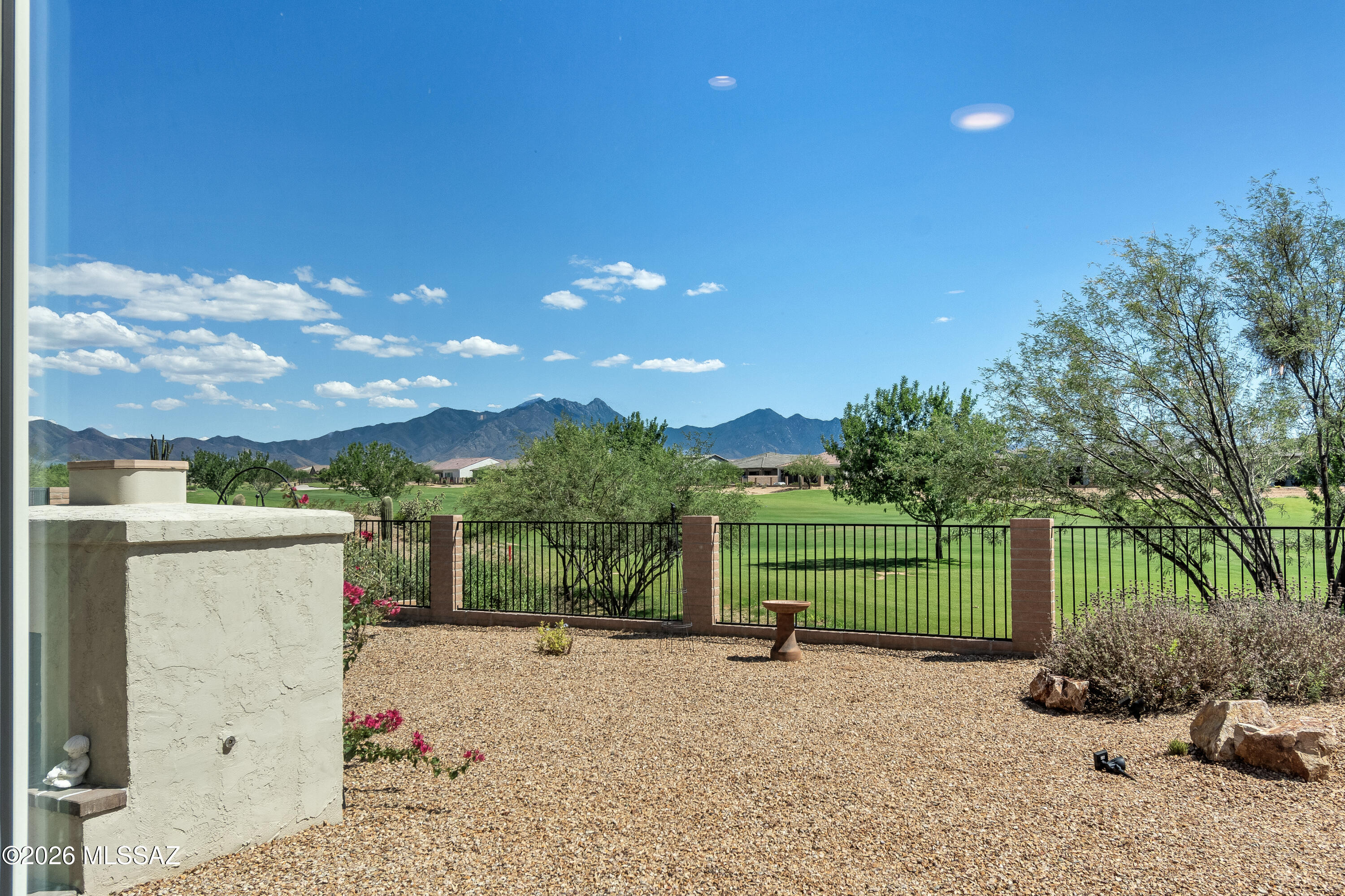 2460 E Copper Vly Way
