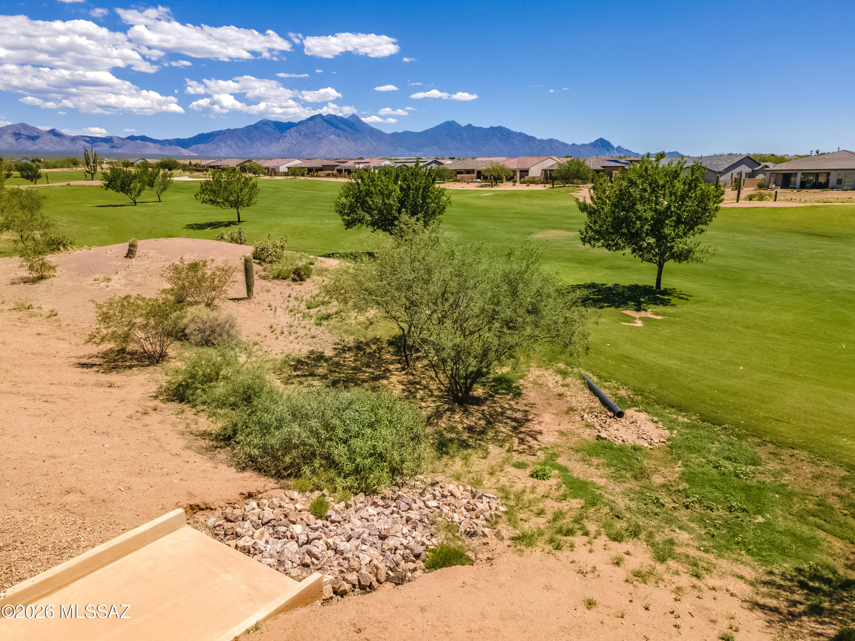 2460 E Copper Vly Way