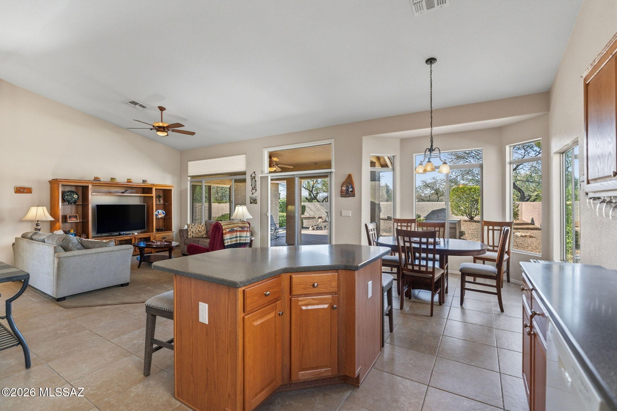 971 N Desert Deer Ps