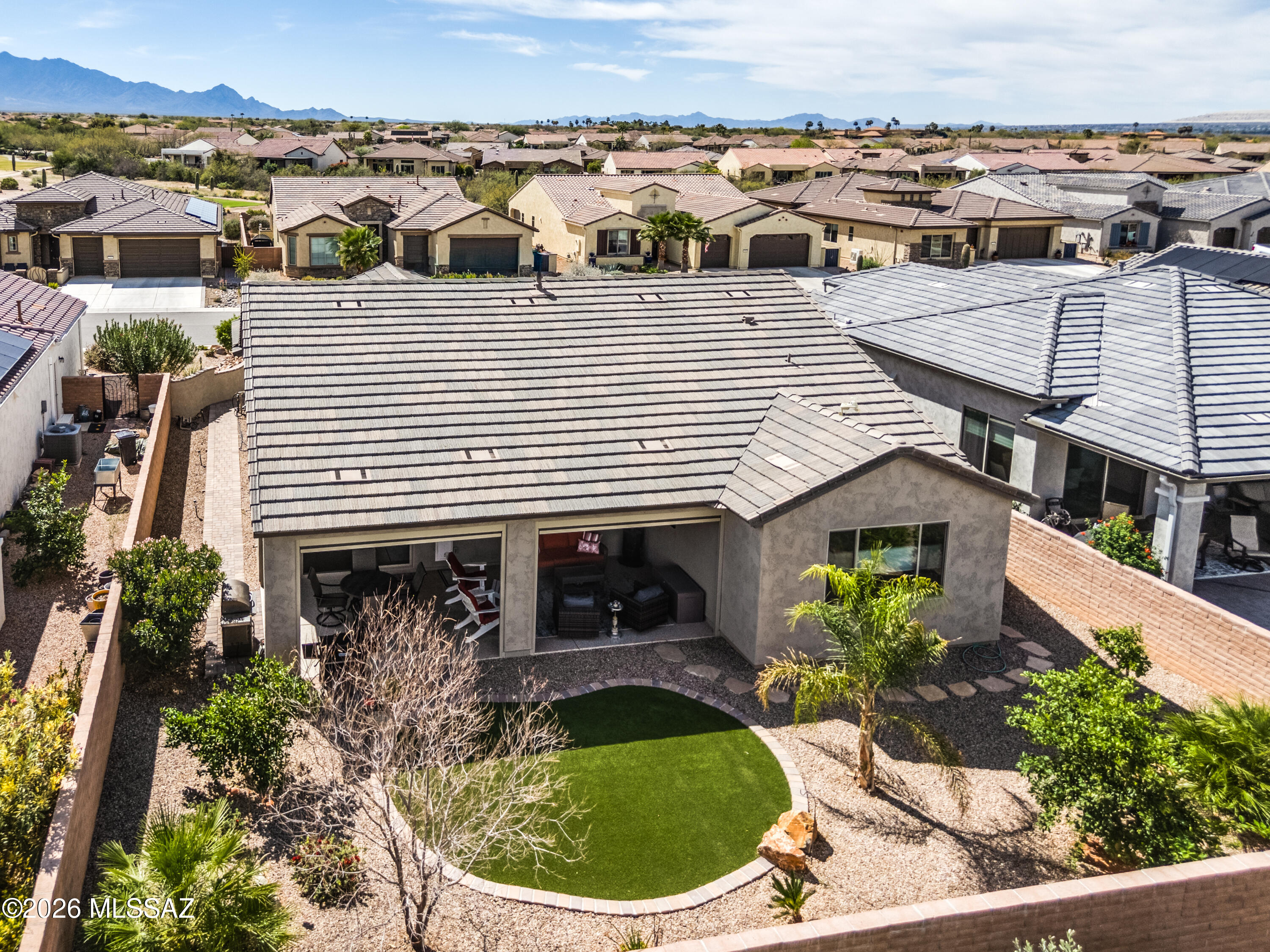 2355 E Thunder Bluff Drive