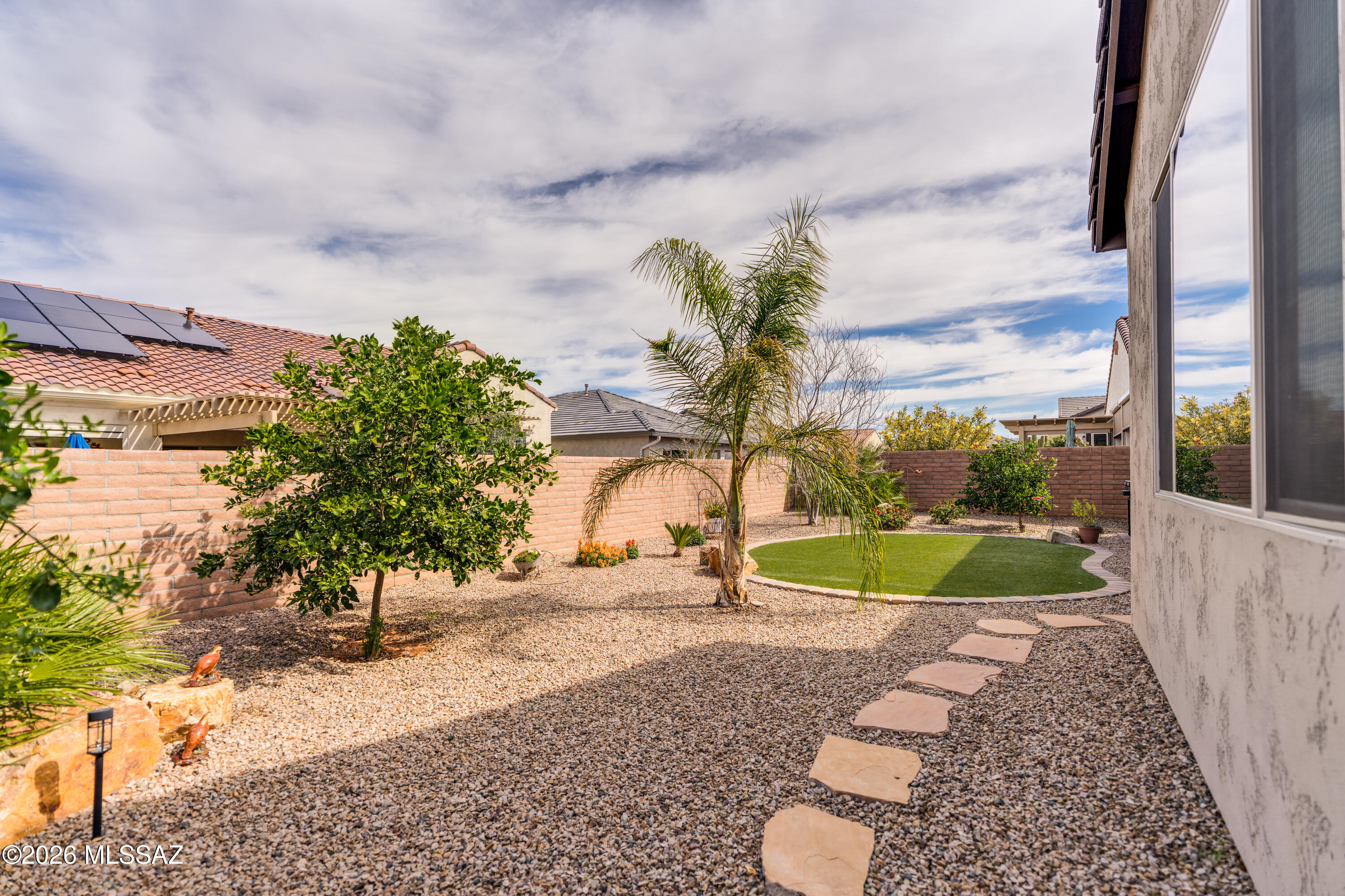 2355 E Thunder Bluff Drive