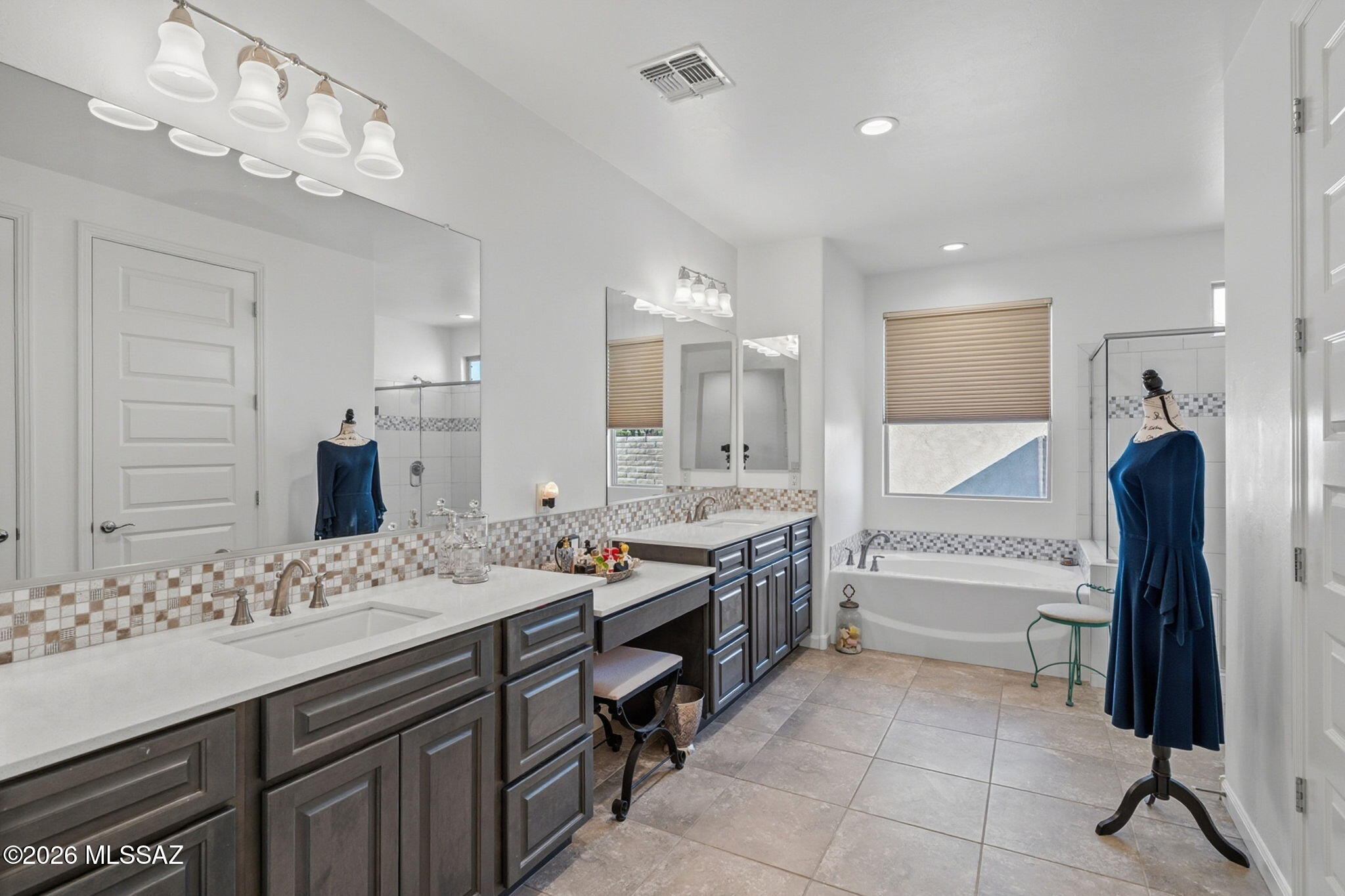 2324 E Dream Catcher Drive