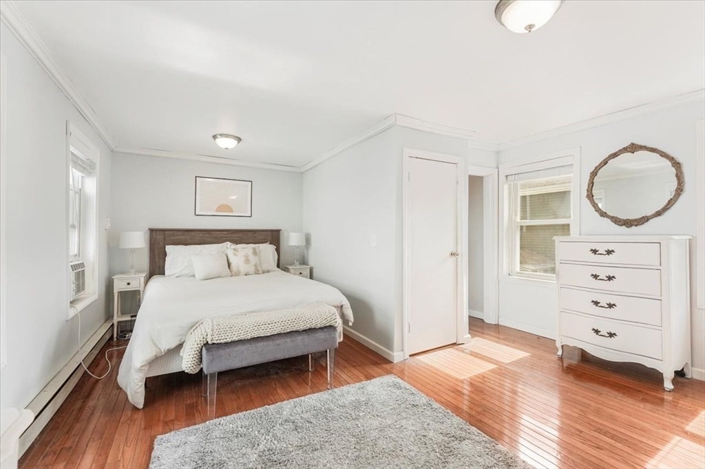 8 Lovis St