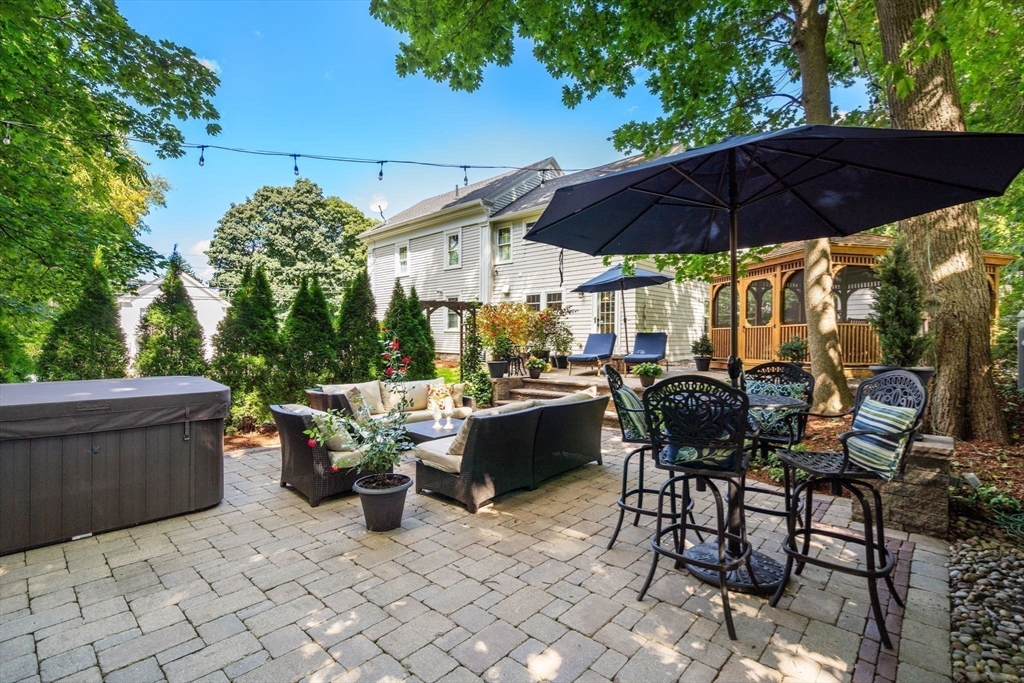 9 Millbury St