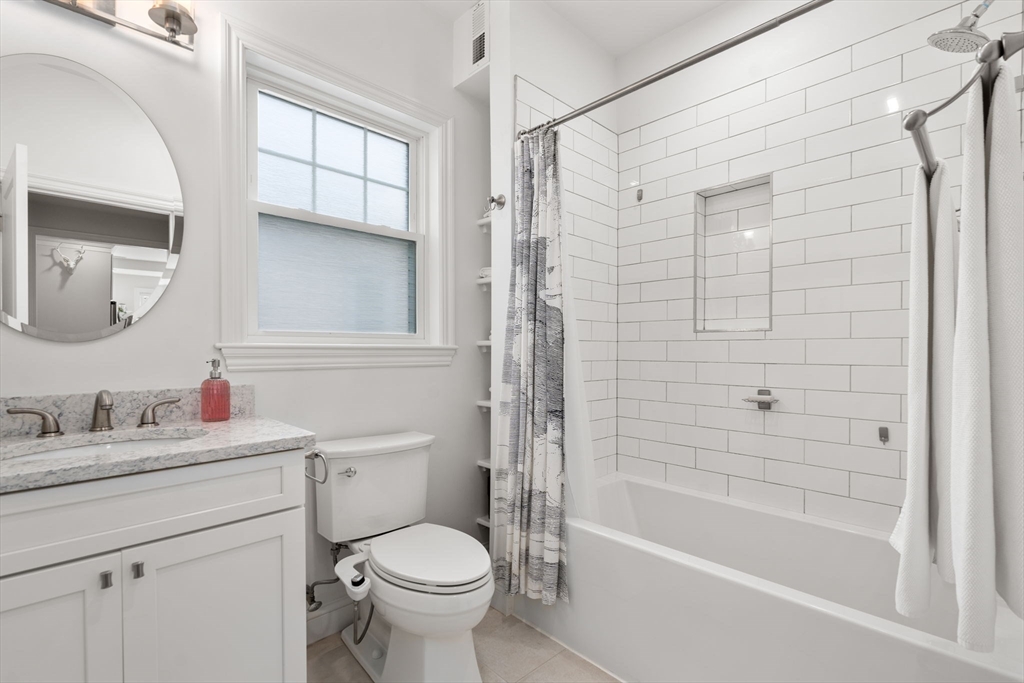 466 Medford St # 3