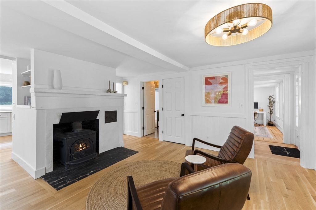 16 Bridle Path