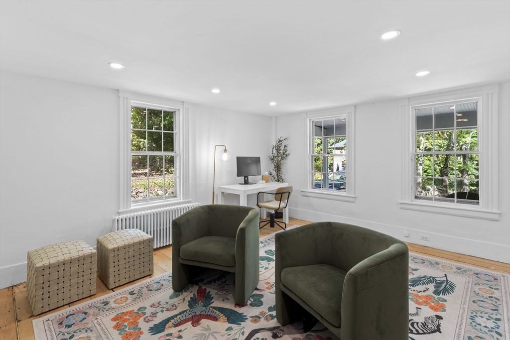 16 Bridle Path