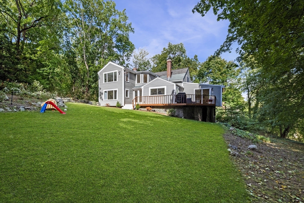 16 Bridle Path