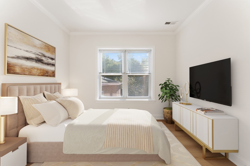 168 Newton St # 5