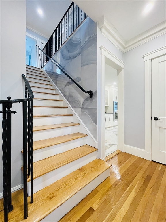 28 Wolcott Rd