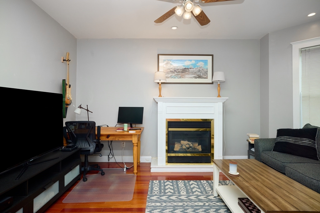 134-136 Marine Rd # 136