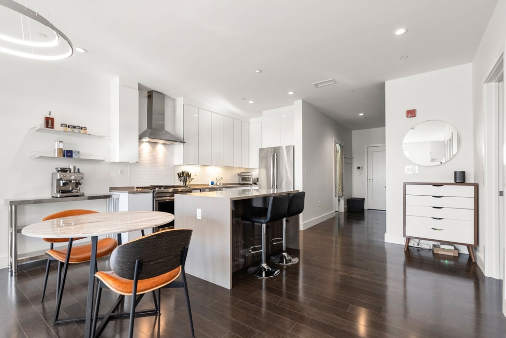 2 W 6th Street # 108