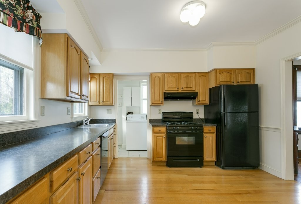 39 Warren Avenue