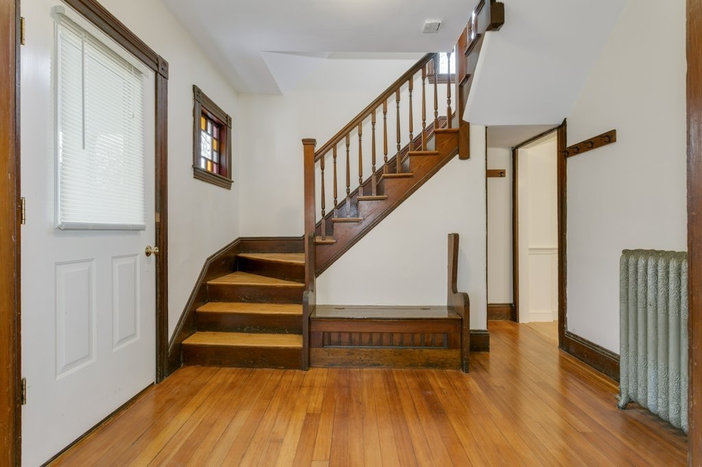 39 Warren Avenue