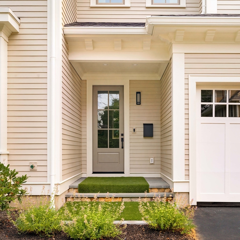 14 Bird Hill Ave, Wellesley