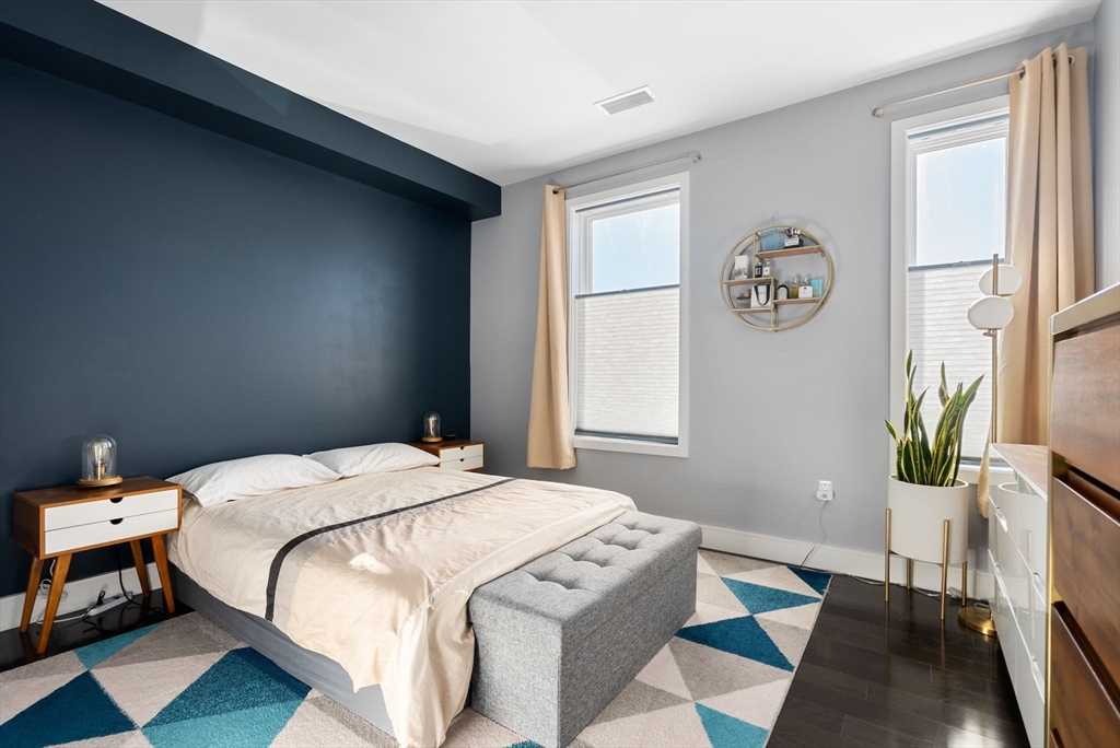 2 West 6th St # 108
