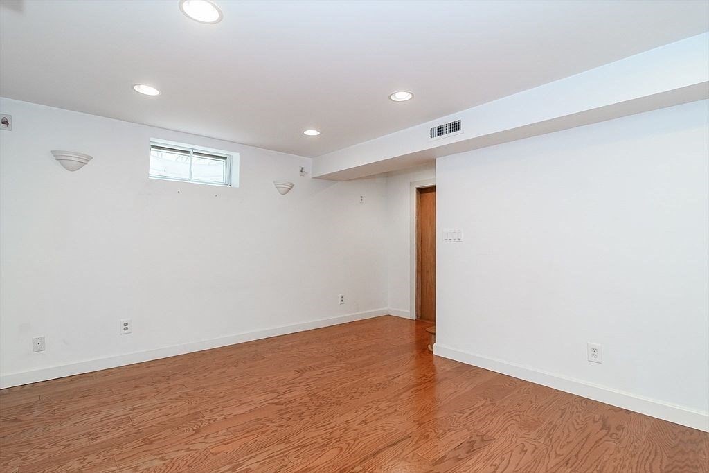 115 Parker Rd