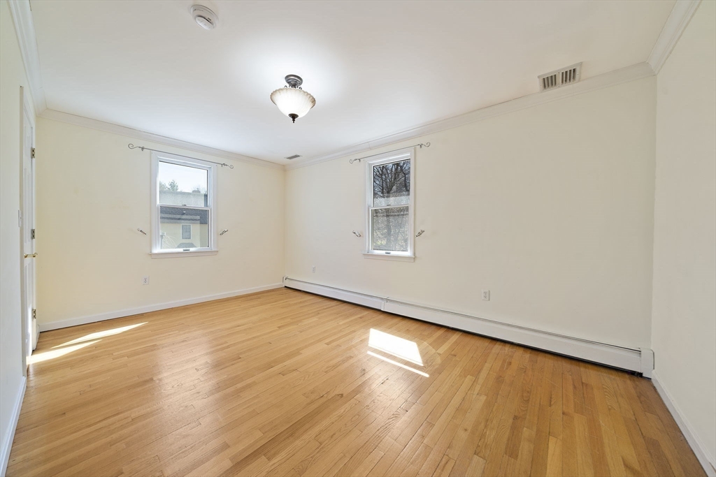 20 Blossom St