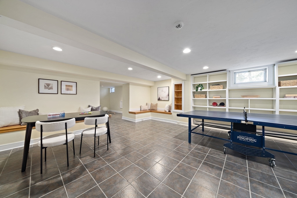 20 Blossom St