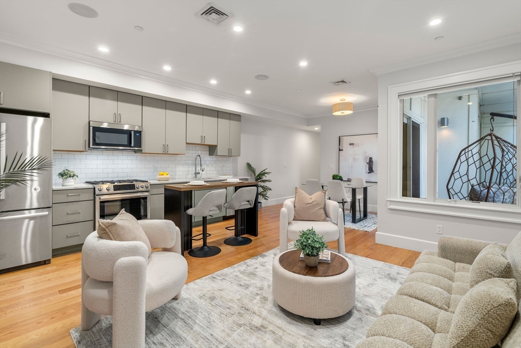 17 Vinton Street # 1