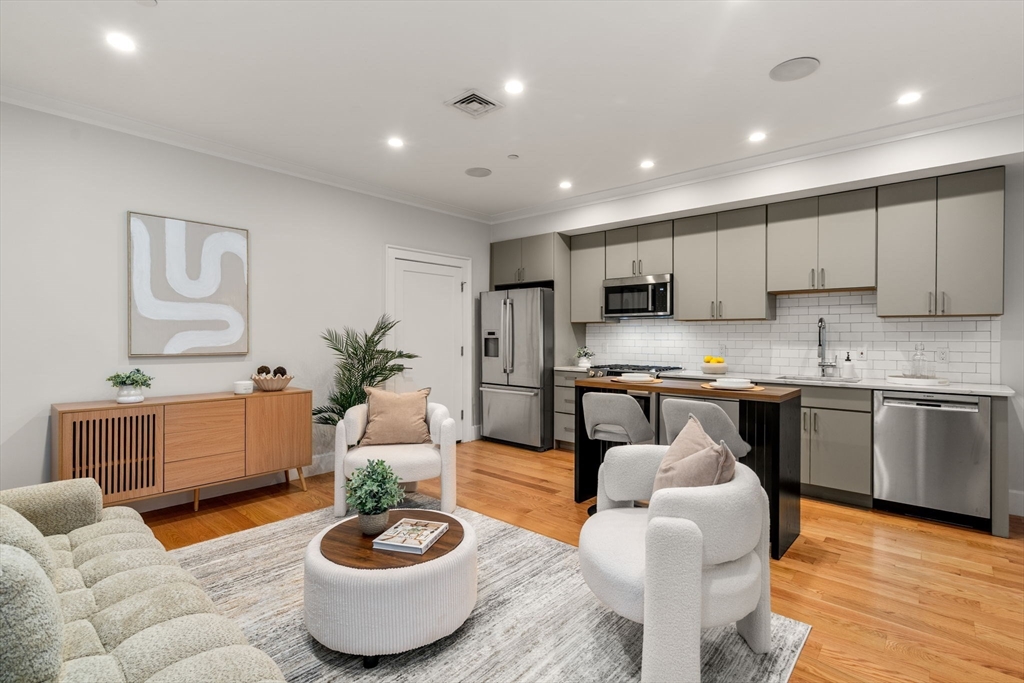 17 Vinton Street # 1