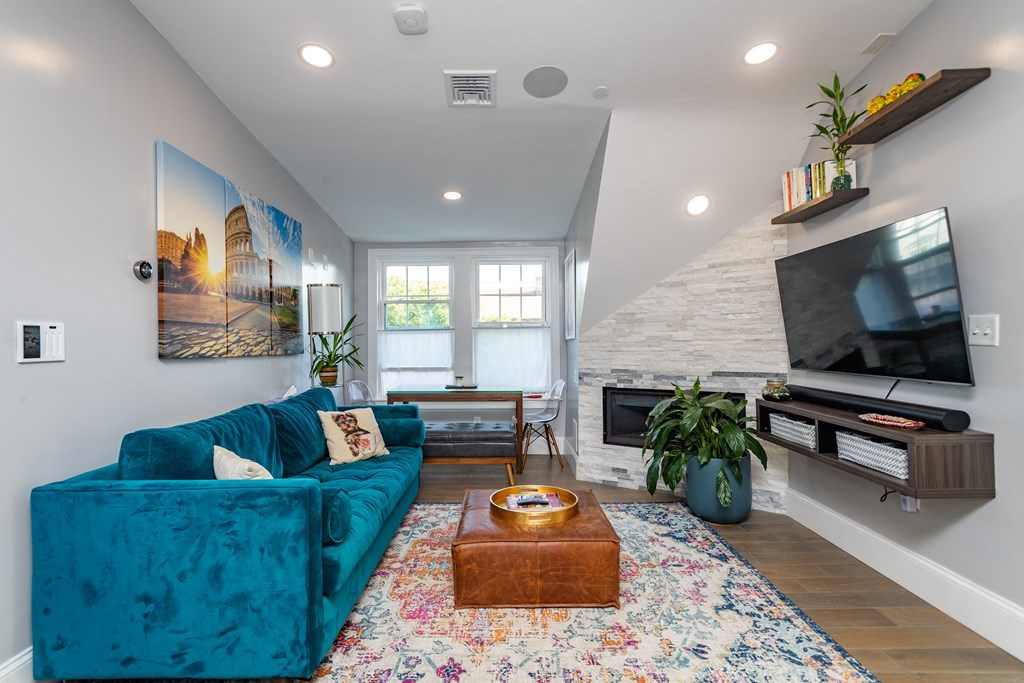 195 School Street # 3