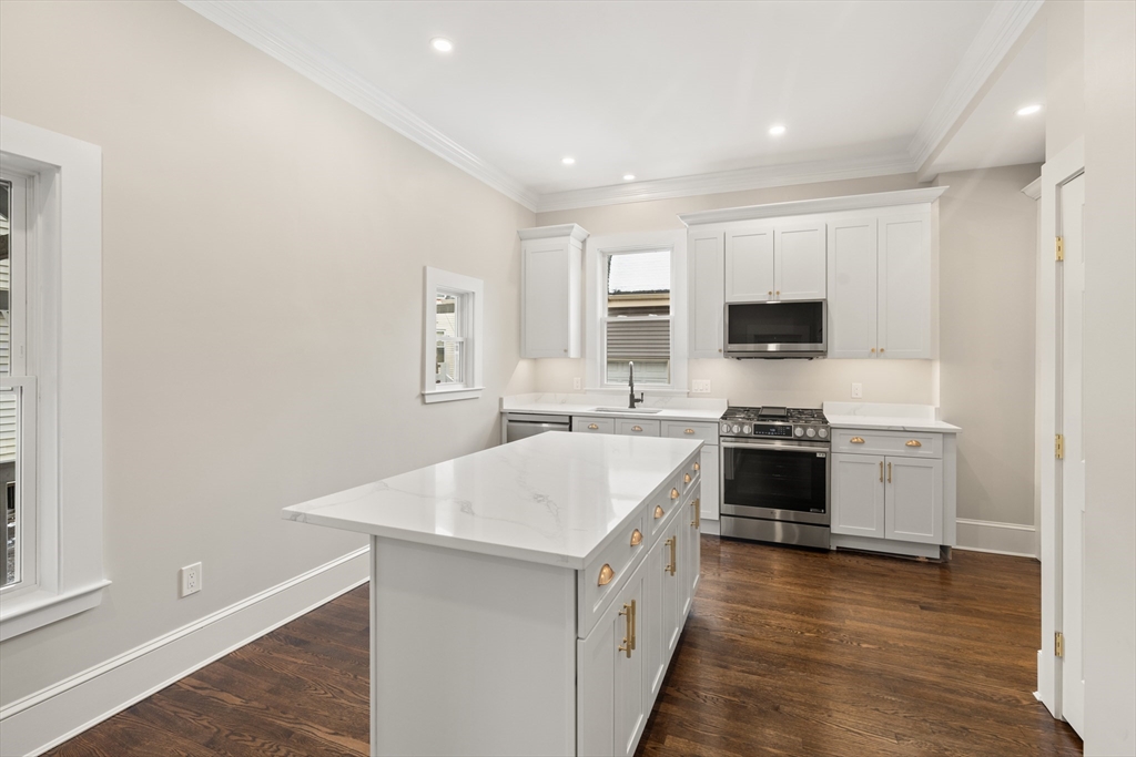 30 Thornley Street # 1