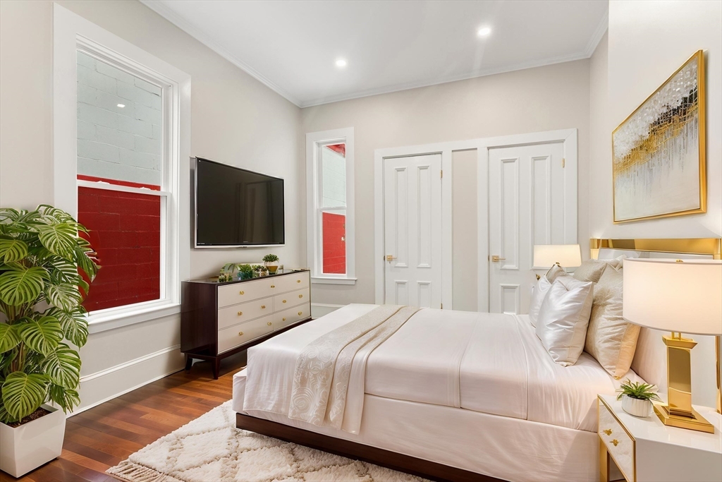 30 Thornley Street # 1