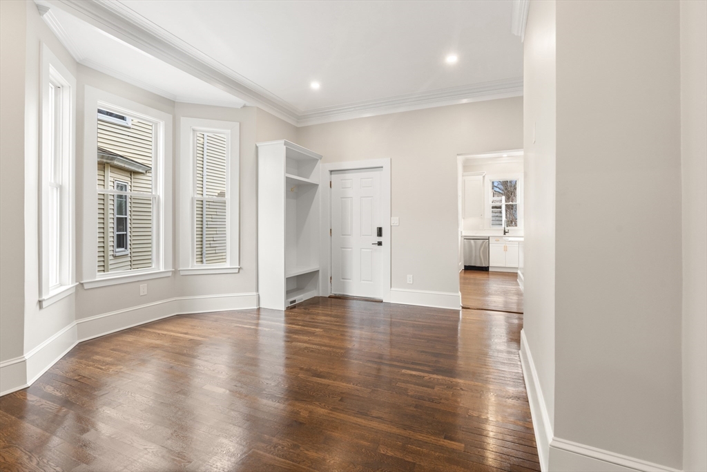 30 Thornley Street # 1