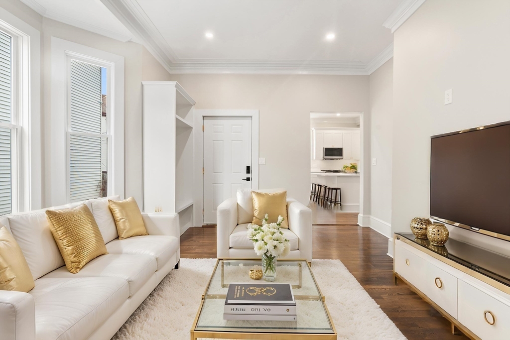 30 Thornley Street # 1