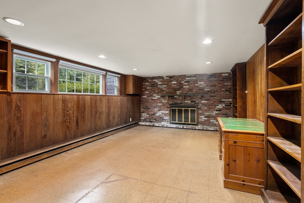 10 Radcliffe Rd