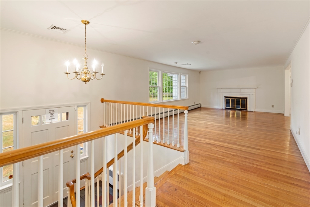 10 Radcliffe Rd