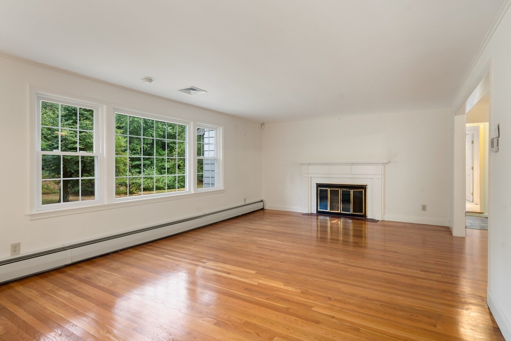 10 Radcliffe Rd