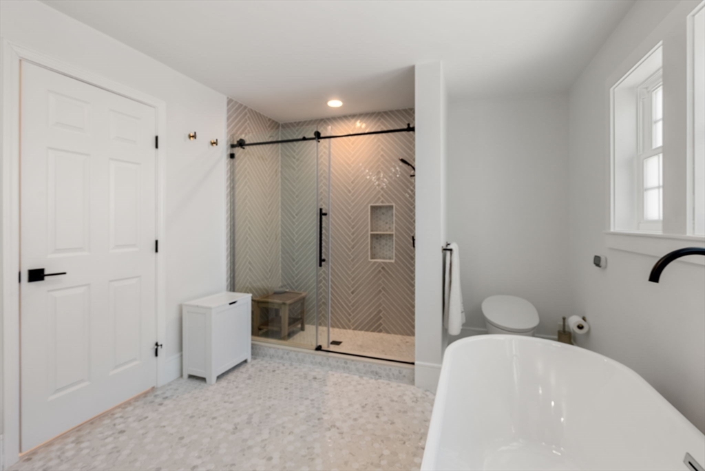 148 Lexington St