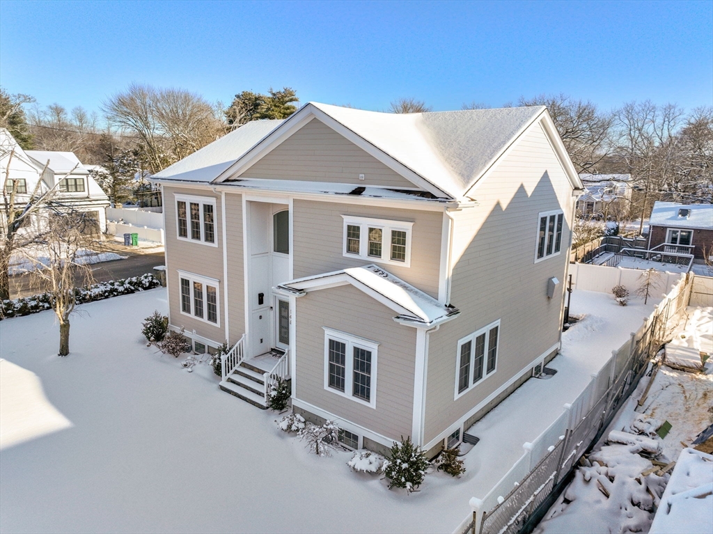 148 Lexington St