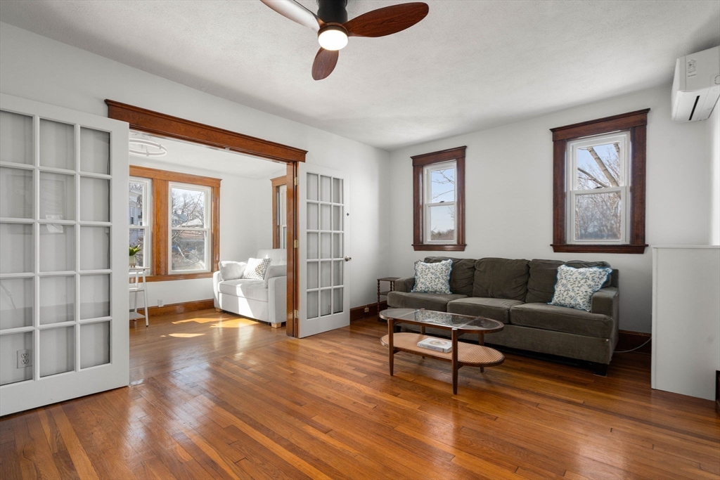 27 Union St # 3