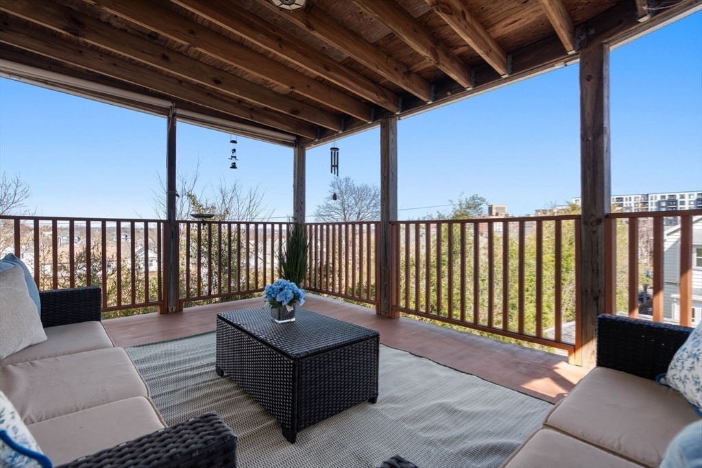 27 Union St # 3
