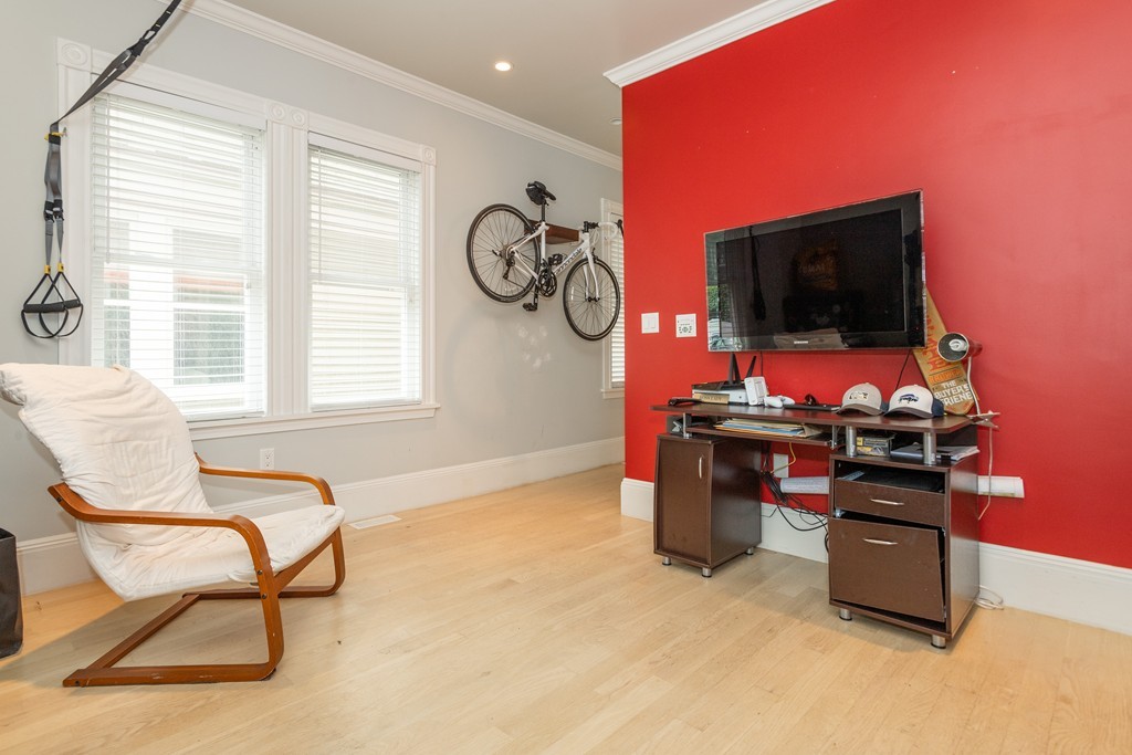 47 Pearl St # 1