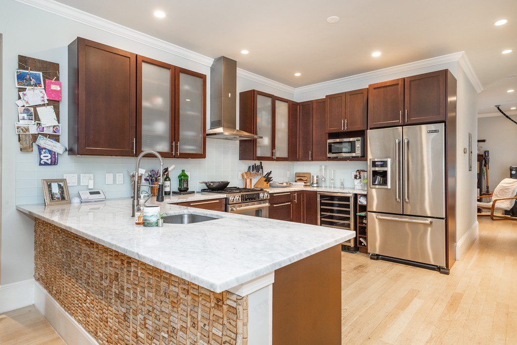 47 Pearl St # 1