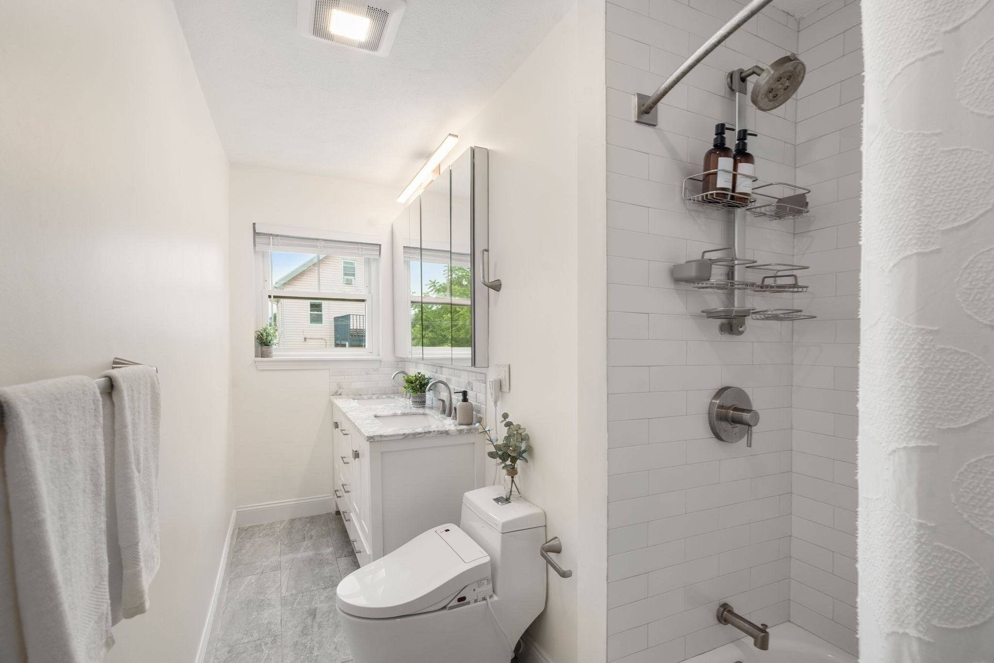 16 Pitman Street # 16