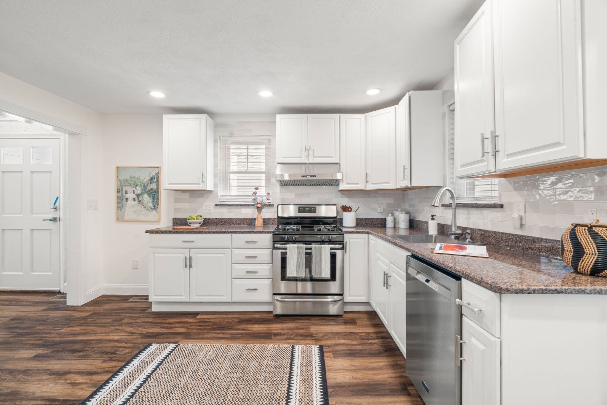 16 Pitman Street # 16